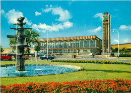 Pays-Bas - Nederland - Venlo - Station - Automobiles - CPM - Voir Scans Recto-Verso - Venlo