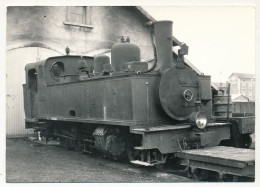 CPM - NOYON (Oise) - 130T N°14 (Piguet) Devant Le Dépôt De Noyon - 1952 - Photo M.Rifault - Coll J.L. Rochaix - Autres & Non Classés