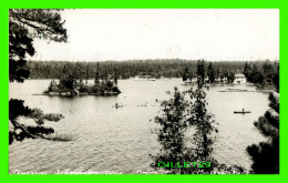 TEMAGAMI, ONTARIO - VIEW OF THE LAKES - ANIMATED WITH BOATS - MACLEAN, PHOTO - TRAVEL IN 1947 - - Autres & Non Classés