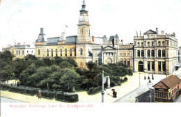 CD73. Vintage Postcard. Municipal Buildings, Lord St. Southport - Southport