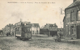 Montières ( Amiens ) * Arrêt Du Tramway , Place Du Chevalier De La Barre * Tram " Gambetta " * Café ORGER - Amiens