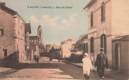 Vallet * Rue Des écoles * Villageois - Autres & Non Classés