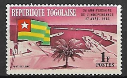 T O G O     -      DRAPEAU   /   PORT  DE  LOME     -    Neuf * - Timbres