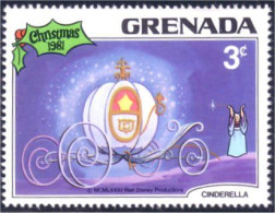 460 Grenada Cinderella Disney Cendrillon Carosse Pumpkin Carriage Citrouille MNH ** Neuf SC (GRE-121d) - Legumbres