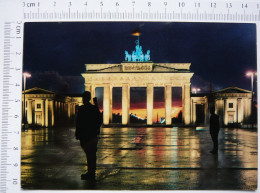 Berlin Nachts Am Brandenburger Tor - Porte De Brandebourg