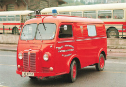 CPSM Pompiers-Véhicule De Secours Peugeot D4-Sarreguemines-Guy Nieser-RARE   L2723 - Firemen