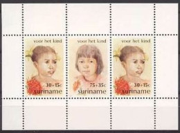 Suriname 1981 Voor Het Kind. De Jeugd En De Toekomst. Blokje. MNH/** Postfris - Surinam