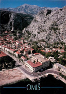 73683151 Omis Fliegeraufnahme Omis - Croatie