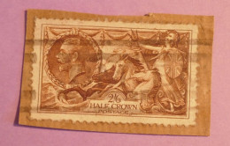 DL 7 GREAT BRITAIN SUR FRAGMENT N°153 . HALF CROWN  +AFF. LEGER INTERESSANT+ - Oblitérés