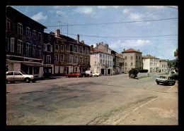 57 - VIC-SUR-SEILLE - PLACE JEANNE D'ARC - Vic Sur Seille