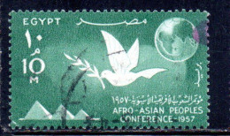 UAR EGYPT EGITTO 1957 AFRO-ASIAN PEOPLES CONFERENCE CAIRO PYRAMIDS DOVE AND GLOBE 10m USED USATO OBLITERE' - Used Stamps