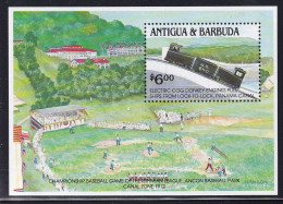Antigua Et Barbuda BF N°216 - Train - Neuf ** Sans Charnière - TB - Antigua Und Barbuda (1981-...)