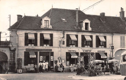 FLOGNY (Yonne) - Maison Brégou - Hôtel Des Voyageurs - Voyagé 1955 (2 Scans) Vaucher, 17 Rue François Bussenet à Lons 39 - Flogny La Chapelle