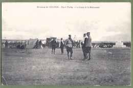 CPA Militaria Vue Peu Courante  - ALGÉRIE - COLOMB - DJORF-TORBA - LE CAMP ET LE MONUMENT - Animation, Officiers - Bechar (Colomb Béchar)