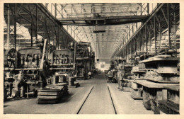 Venissieux - Usine Berliet - Intérieur De L'atelier D'embouteillage - Vénissieux