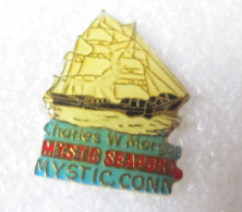 PIN'S  CHARLES W MORGAN  MYSTIC  SEAPORT  MYSTIC CONN  BÂTEAU - Boten