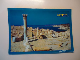 CYPRUS    POSTCARDS MONUMENTS  2  STAMPS  2 SCAN - Chypre