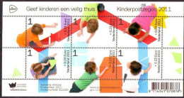 2011 Blokje Kinderzegels - Veilig Thuis.  NVPH 2886  MNH/**/postfris - Unused Stamps