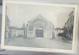 19 - Savenay (L.-Inf.) - Place Des Halles - Savenay