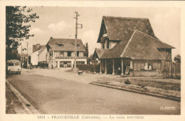 14 FRANCEVILLE - La Gare Routière - TB - Autres & Non Classés