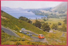 Visuel Très Peu Courant - Angleterre - A Royal Mail Bus Clims The Snaking Road On Route For Martindale - Sonstige & Ohne Zuordnung