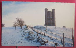 Visuel Pas Très Courant - Angleterre - Broadway Tower - Autres & Non Classés