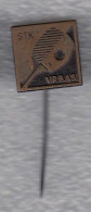 Pin Badge Anstecknadel STK Vrbas Table Tennis Club Serbia Yugoslavia Tischtennis Tennis De Table - Tischtennis