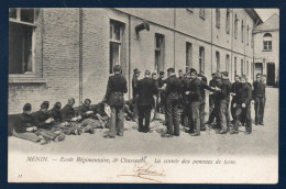 Belgique.  Menin. Ecole Régimentaire. 3ème Chasseurs.  La Corvée De Pommes De Terre. 1906 - Menen