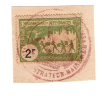 Madagascar - Timbres Fiscaux : Timbre Enregistremen2 F Verts Sur Fragment - Marque Cachet Rouge - Fiscal - Autres & Non Classés