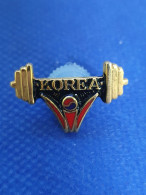 Enamel Pin Badge Korea Weightlifting Association Federation - Gewichtheffen