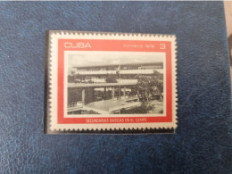 CUBA  NEUF  1976     ESCUELA  BASICAS  EN  EL  CAMPO  //  PARFAIT  ETAT  //  1er  CHOIX  // Sans Gomme - Unused Stamps