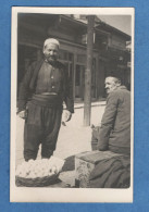 Bosnie Bosnia Sarajevo Vendeur Seller   Carte Photo  ( Format 9cm X 14cm ) - Bosnie-Herzegovine