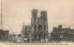 FRANCE - Reims En Ruines - Vue Générale De La Cathédrale Incendiée Et Bombardée - Carte Postale Ancienne - Reims