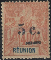 REUNION  52 * MH Type Groupe Surcharge Décalée 1901 (CV 11 €) [ColCla] 2 - Nuevos