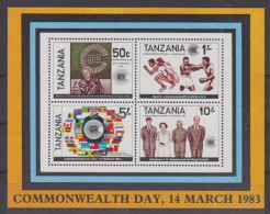 Tansania  Bl.32 , Xx  (9456) - Tanzania (1964-...)