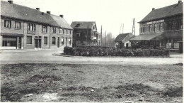 Nieuwkerken Waas:Statieplein (bieren Kruger) - Sint-Niklaas