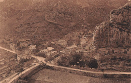 FRANCE - Les Gorges Du Tarn - La Malène - Vue D'ensemble - Vue Au Loin De La Ville - Carte Postale Ancienne - Gorges Du Tarn