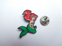 Beau Pin's , Disney , Ariel , La Petite Sirène , Signé Bertoni Milano - Disney