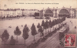 FRANCE - Tours - La Gare Et La Place De La Gare, Vue Prise à Vol D'oiseau - Carte Postale Ancienne - Tours