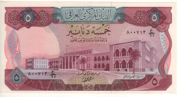 IRAQ   5 Dinars  P64b   ( ND 1973   "Parliament Building  At Front + King Hammurabi Receives The Law At Back" ) - Iraq