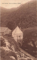 FRANCE - Jura - Touriste - Porte De Château à Sirod - Vue Générale - Vue De L'extérieur - Carte Postale Ancienne - Autres & Non Classés