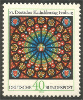 442 Germany Berlin Vitrail Stain Glass MNH ** Neuf SC (GEB-39) - Iglesias Y Catedrales