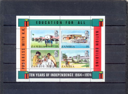 ZAMBIA - MNH - 10 YEARS OF INDEPENCE - MI.NO.BL 3 - CV = 12 € - Zambie (1965-...)