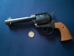 Rare Et Ancien Jouet Revolver De Gde Ruymbeke - Antikspielzeug