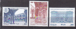 Y1478 - ITALIA Ss N°2567/69 - ITALIE Yv N°2520/22 ** ECOLES - 2001-10: Mint/hinged