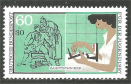 446 Germany Dentiste Dentist Zahnarzt MNH ** Neuf SC (GEF-375b) - Medicine