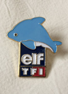 Pin's ELF TF1 Dauphin - Carburants