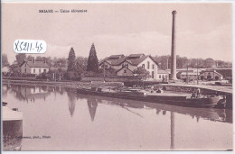 BRIARE- USINE ELEVATOIRE- PENICHE A QUAI - Briare