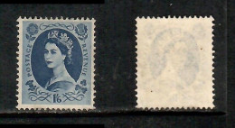 GREAT BRITAIN    Scott # 369** MINT NH CREASE (CONDITION PER SCAN) (Stamp Scan # 1035-22) - Unused Stamps