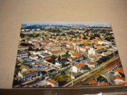 Dept 33 Pessac  Vue Generale Aérienne De Pessac Centre    Neuve ' église Et Ligne De Chemin De Fer - Pessac